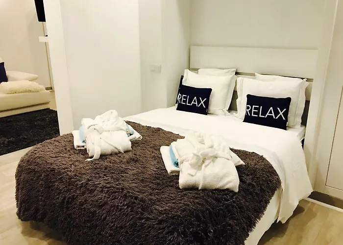 市中心d阁楼公寓 *